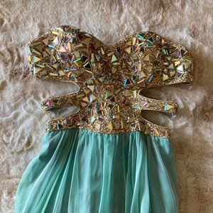 PROM DRESS